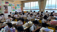 5年3組_図工_高橋　亮_のぞいてみると_4